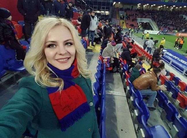 Очаровательные фанатки российского футбола (36 фото)