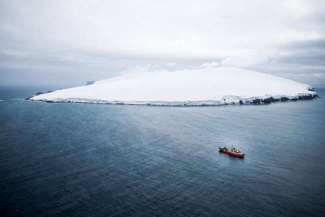 Самый одинокий остров в мире 