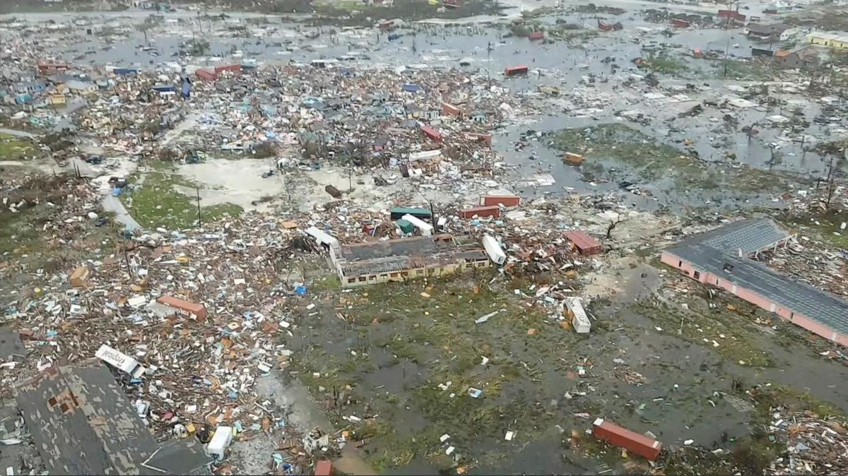 Масштабы разрушительного урагана -Дориан-, обрушившегося на Багамы